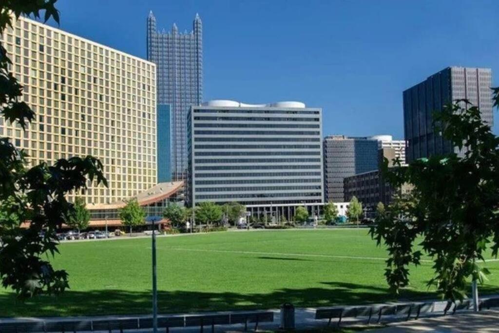 Sprawling Stadium Views Wonderful Location 24-7 Parking Gym Lounge Pittsburgh Exteriör bild
