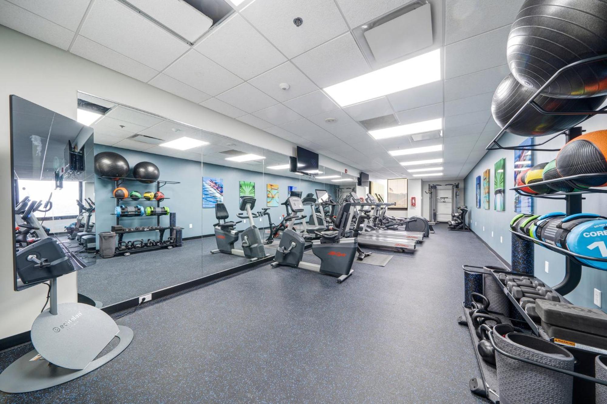 Sprawling Stadium Views Wonderful Location 24-7 Parking Gym Lounge Pittsburgh Exteriör bild