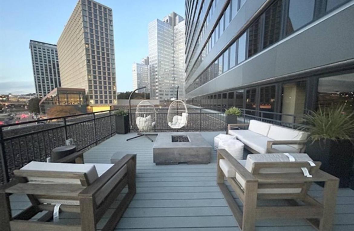 Sprawling Stadium Views Wonderful Location 24-7 Parking Gym Lounge Pittsburgh Exteriör bild